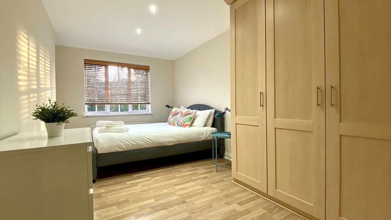 Photo of Bedroom in Woking