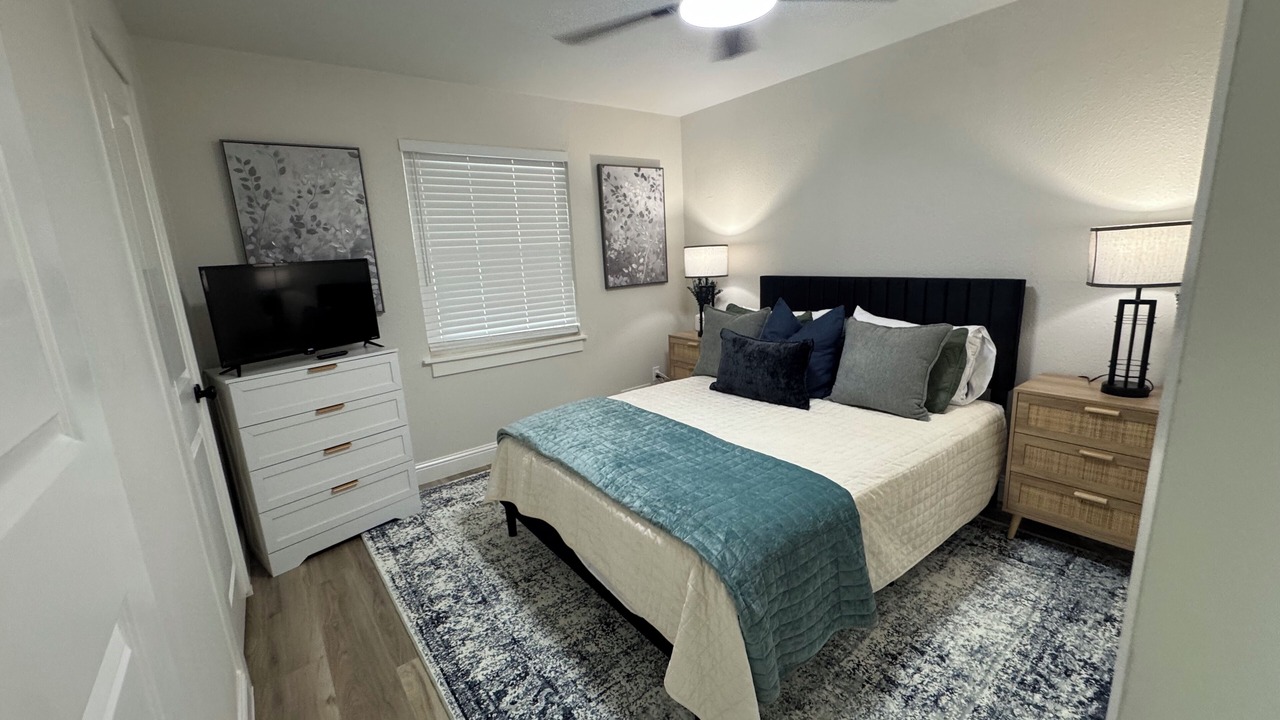 Photo of Bedroom in Buckner Terrace - Everglade Park