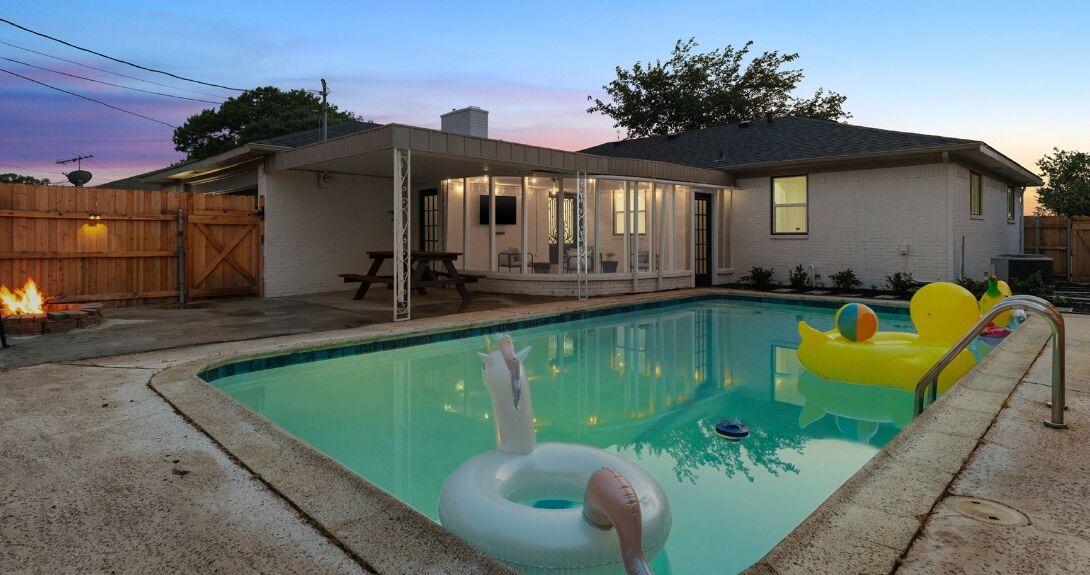 Photo of Outdoor in Buckner Terrace - Everglade Park