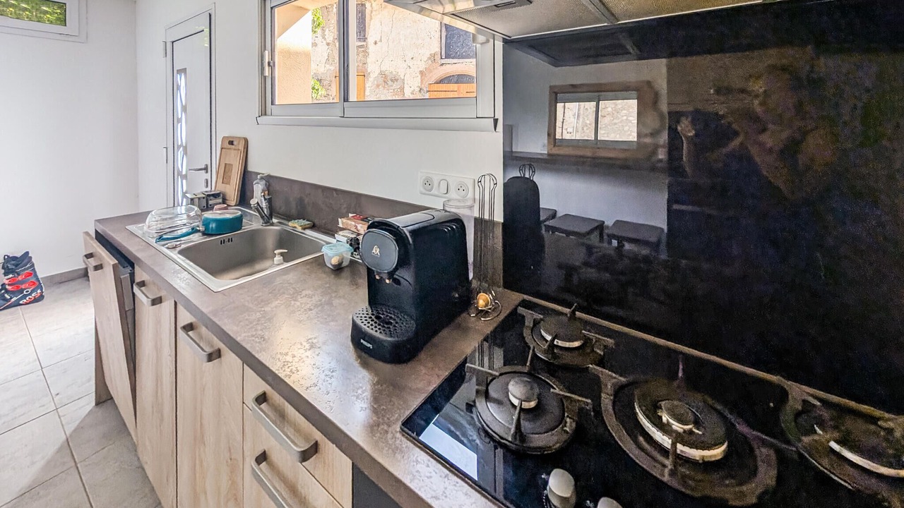 Photo of Others in Bellaffaire