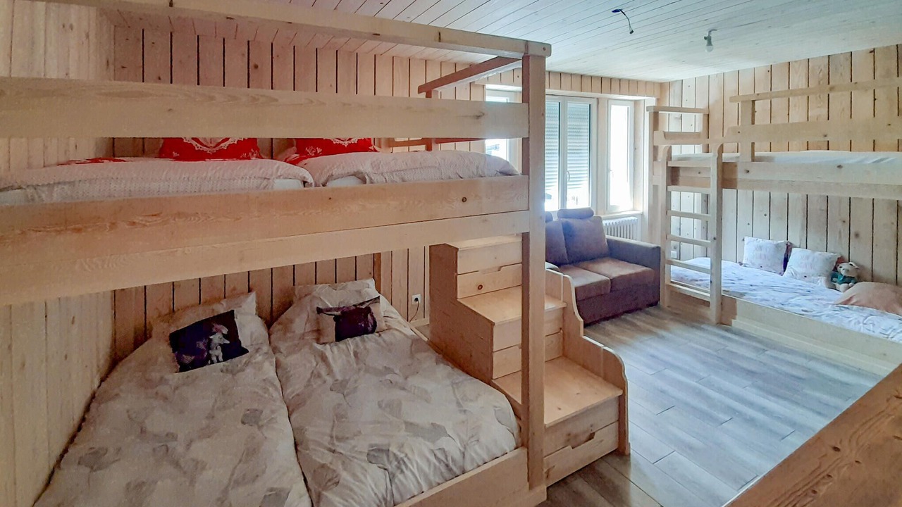 Photo of Others in Bellaffaire