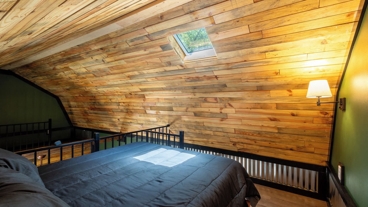 Photo of Bedroom in Mineola