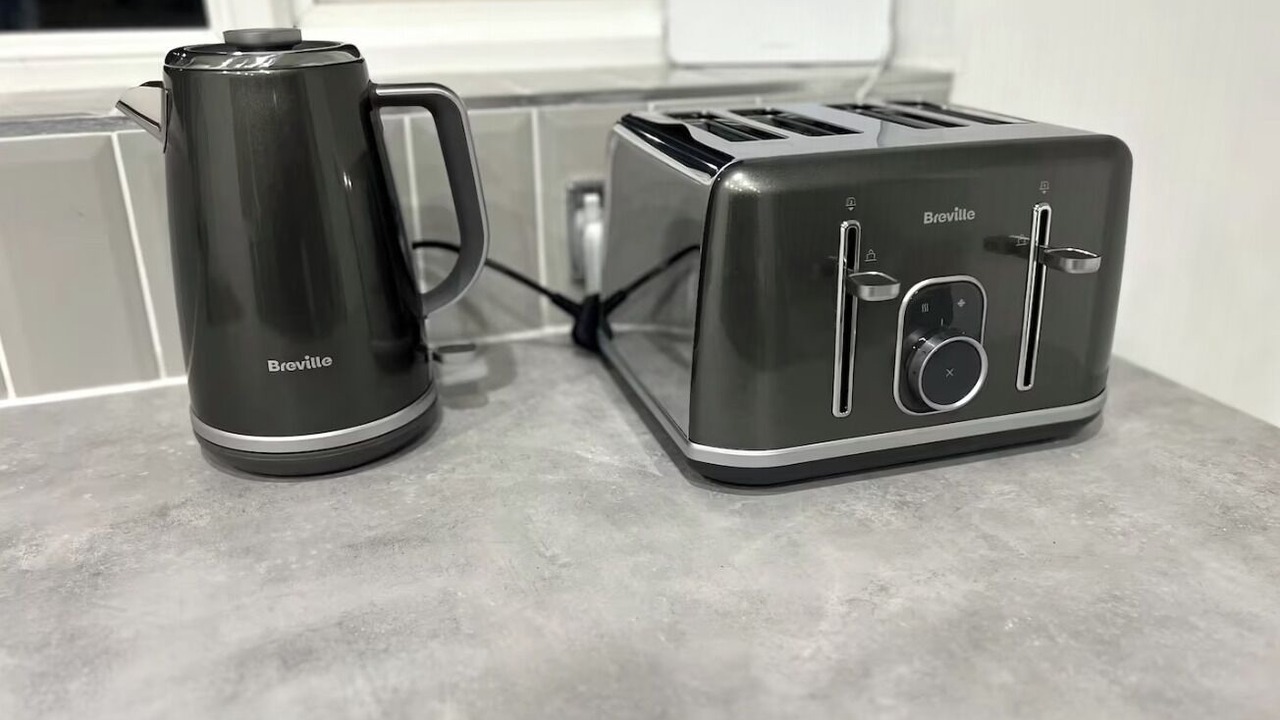 Photo of Others in Mayesbrook