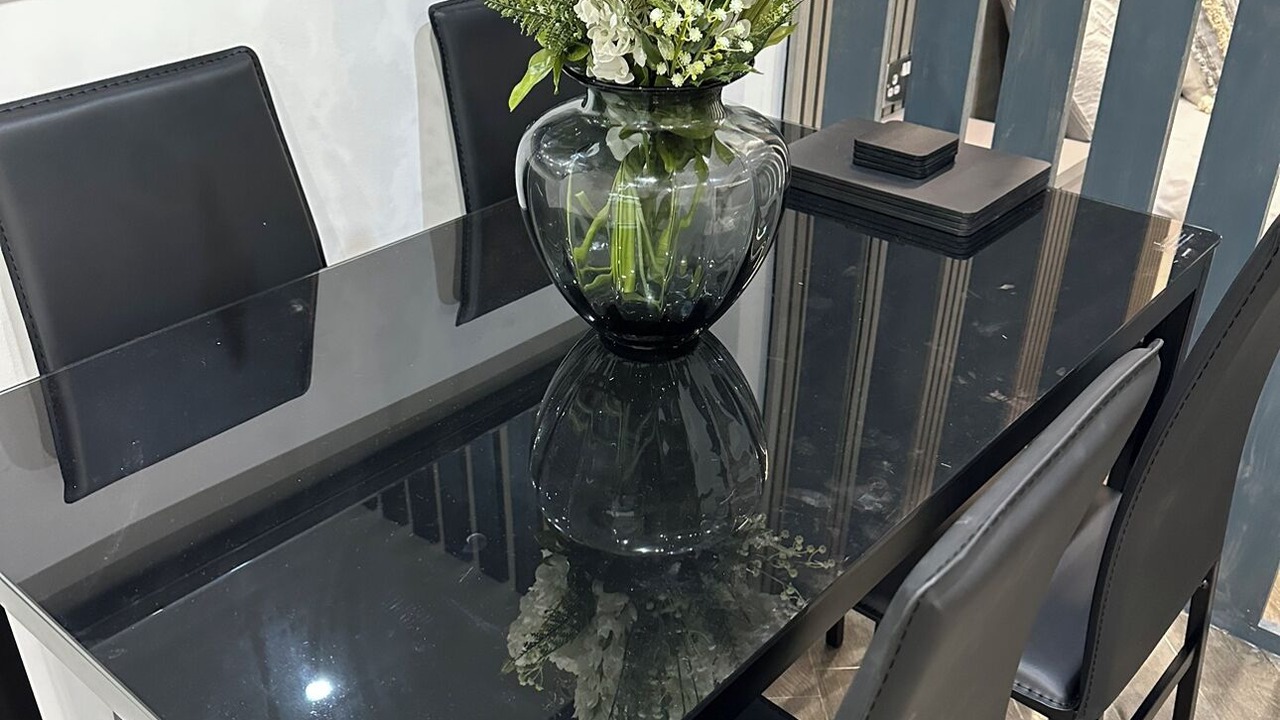 Photo of Others in Mayesbrook