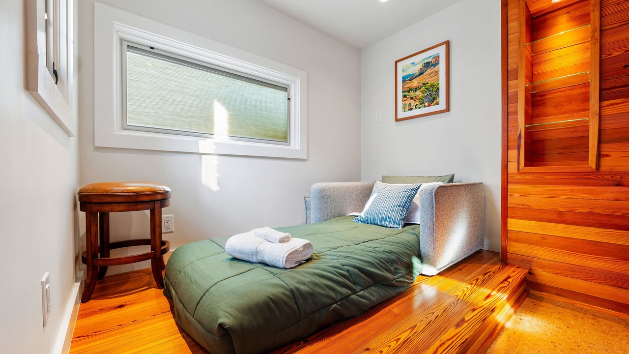 Photo of Bedroom in Southtown