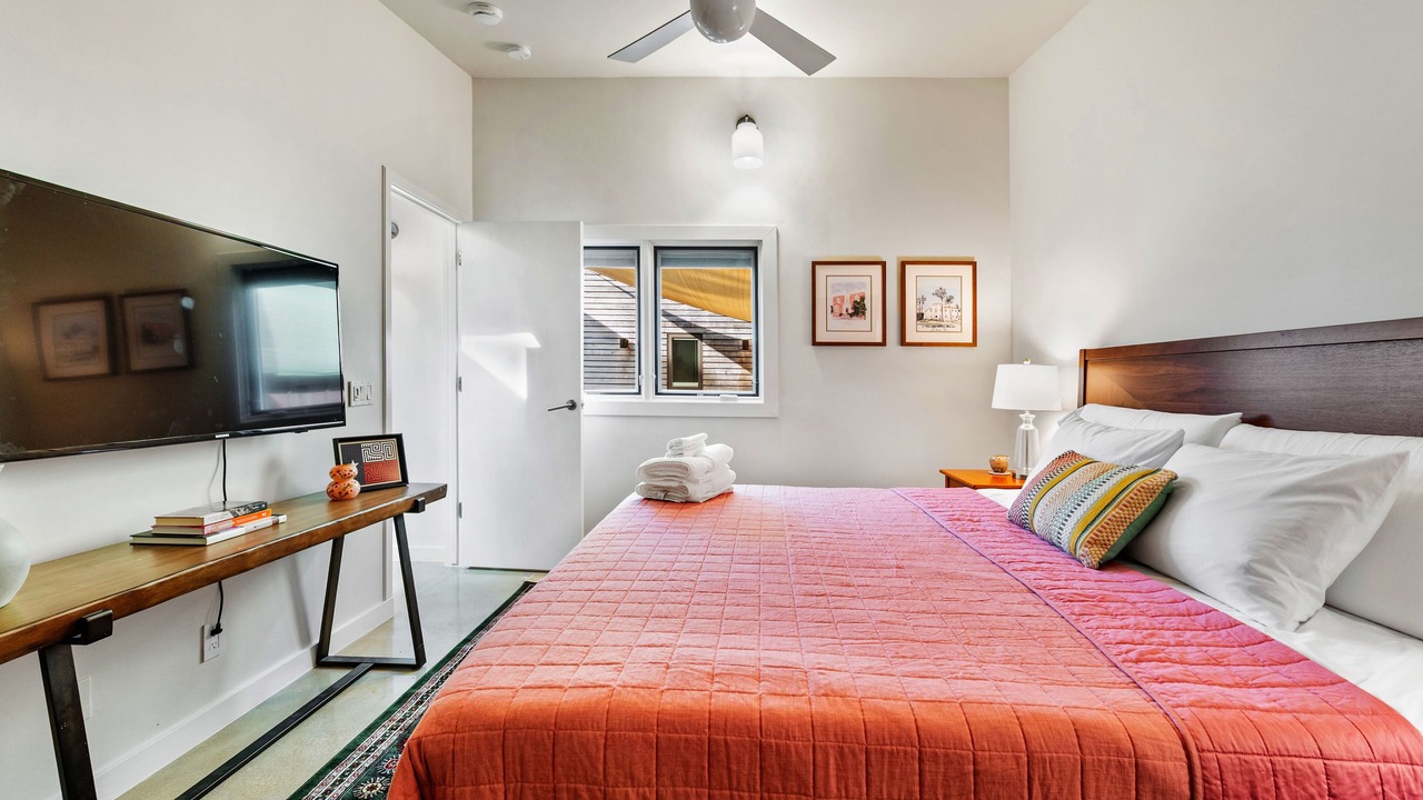 Photo of Bedroom in Southtown