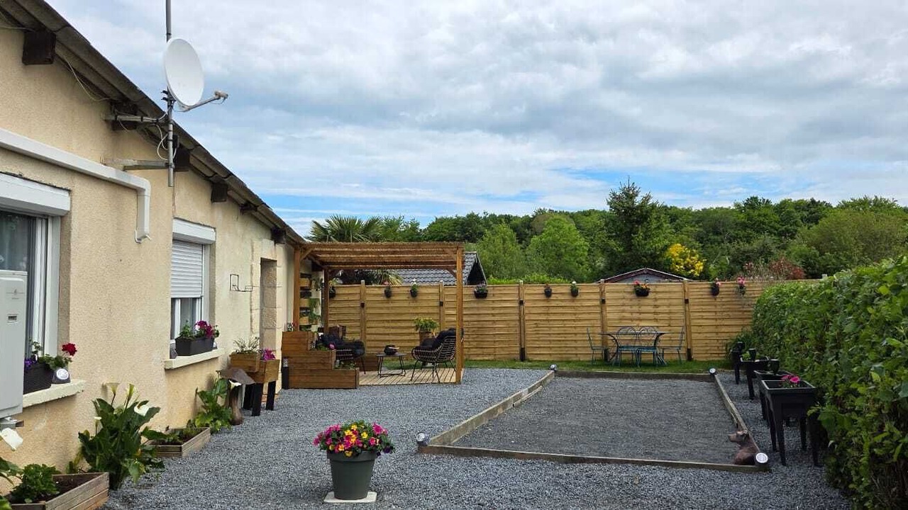 Photo of Outdoor in Le Tronquay