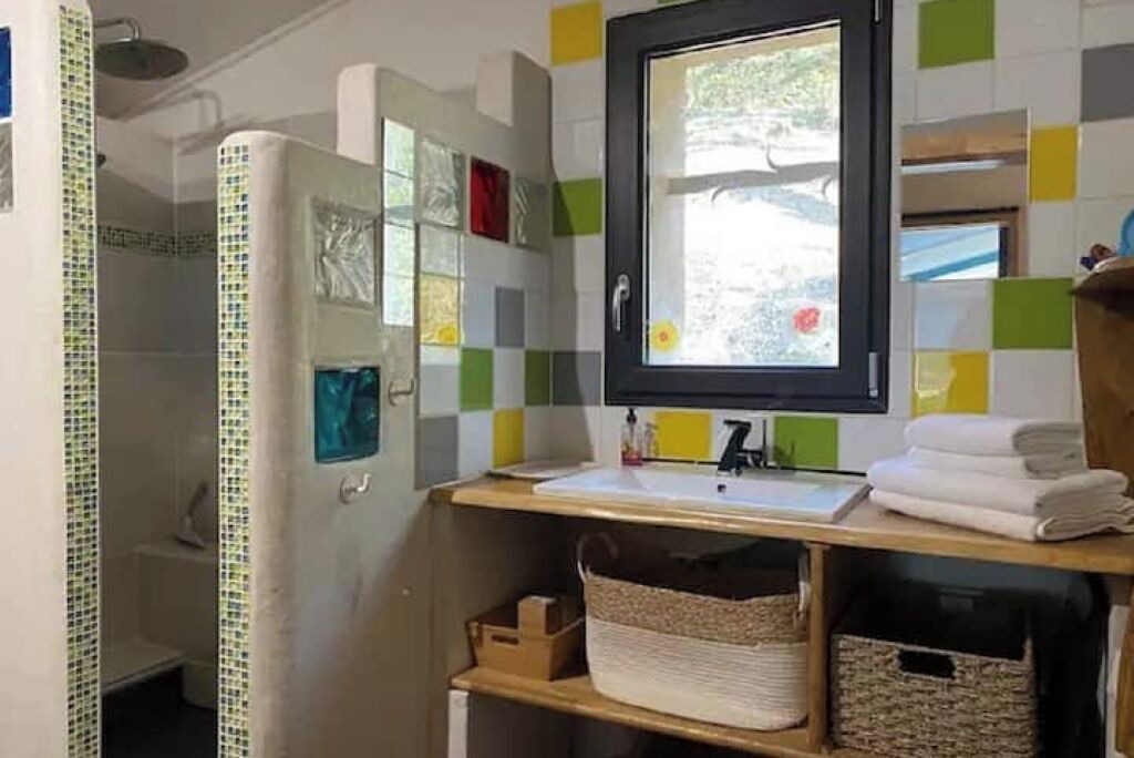 Photo of Bathroom in Anduze