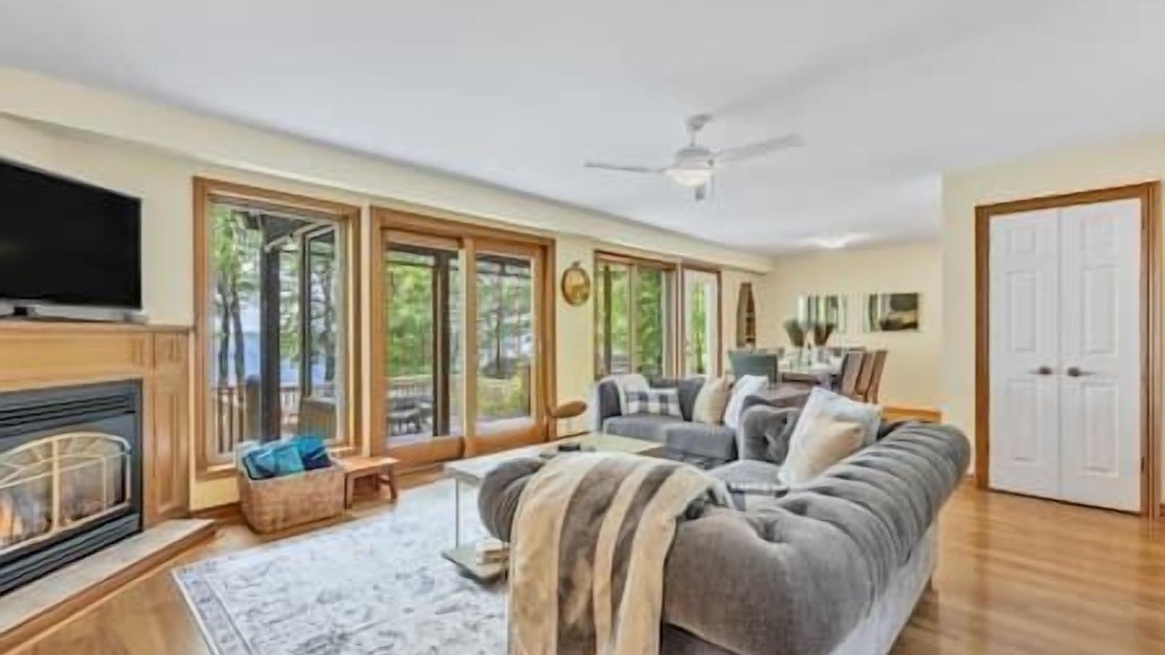 Photo of Livingroom in Severn