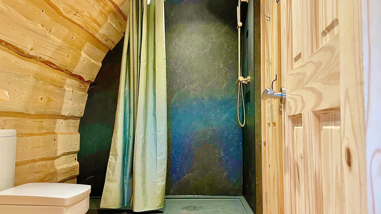 Photo of Bathroom in Bontnewydd