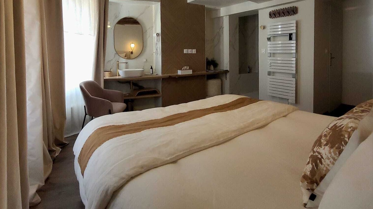 Photo of Bedroom in Sens