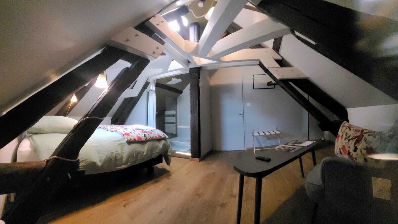 Photo of Bedroom in Sens