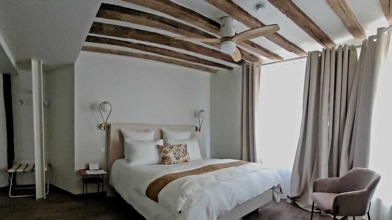 Photo of Bedroom in Sens