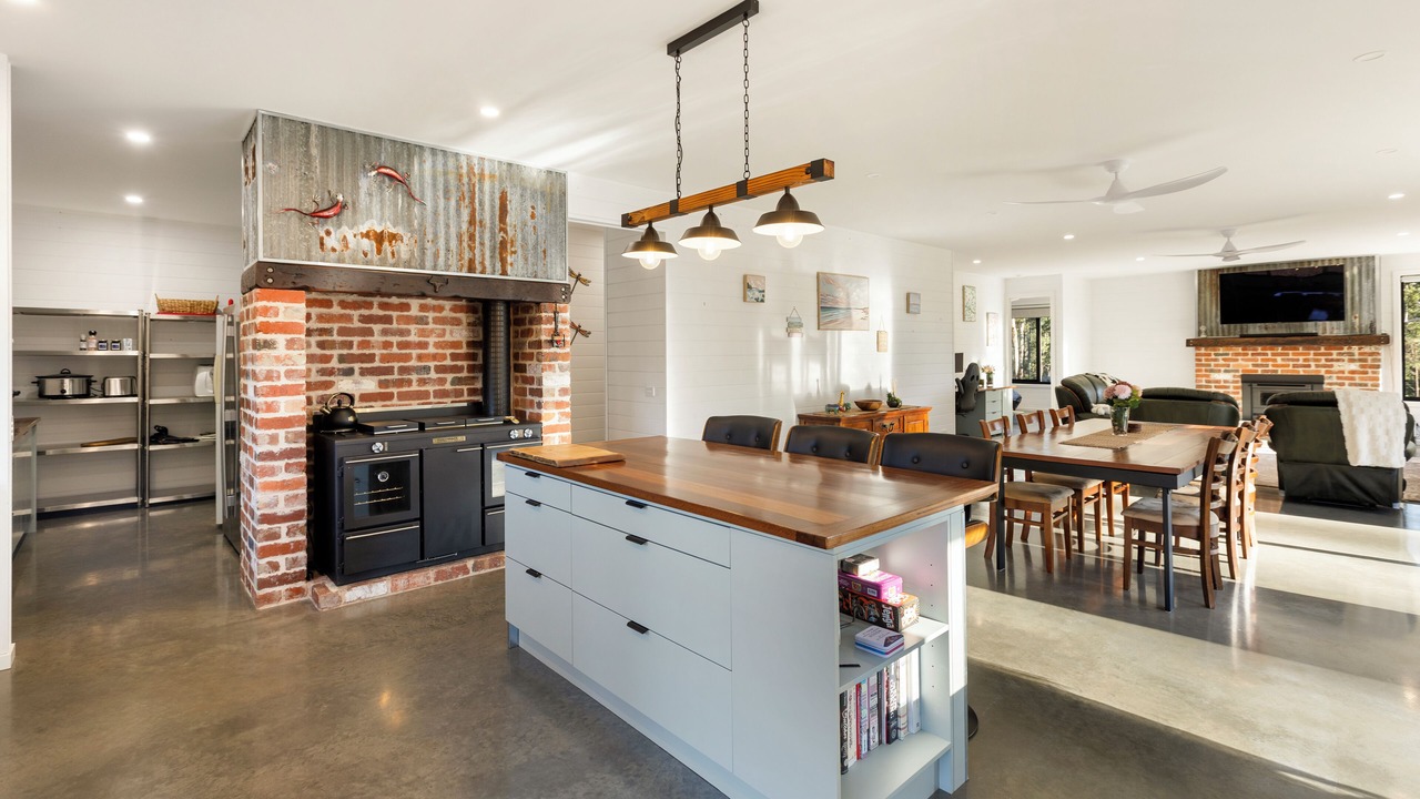 Photo of Others in Toombullup