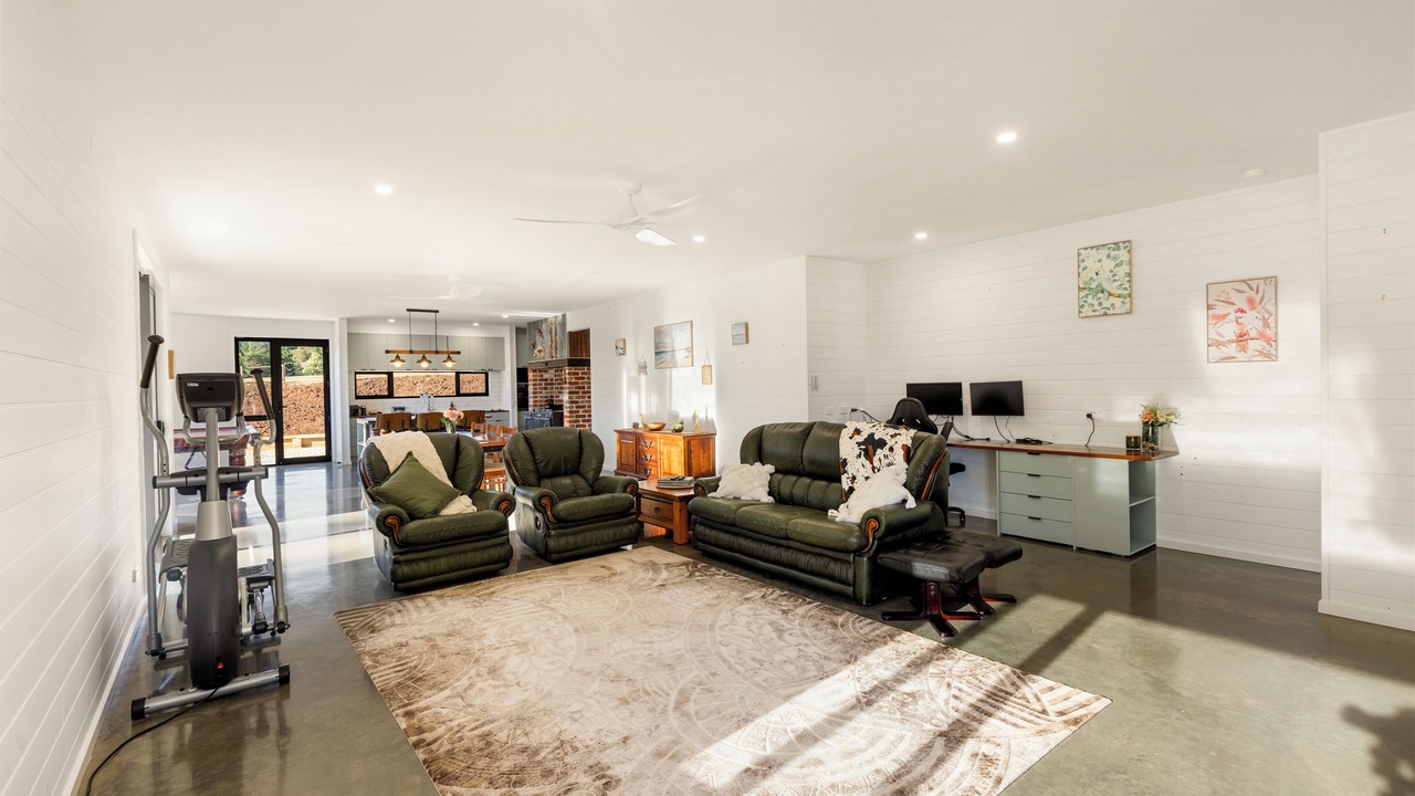 Photo of Others in Toombullup