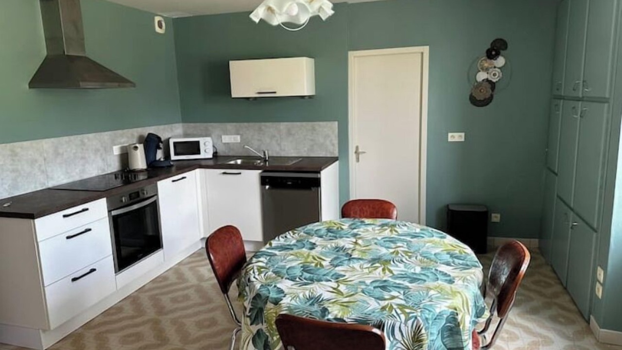Photo of Kitchen in Mont-sur-Monnet