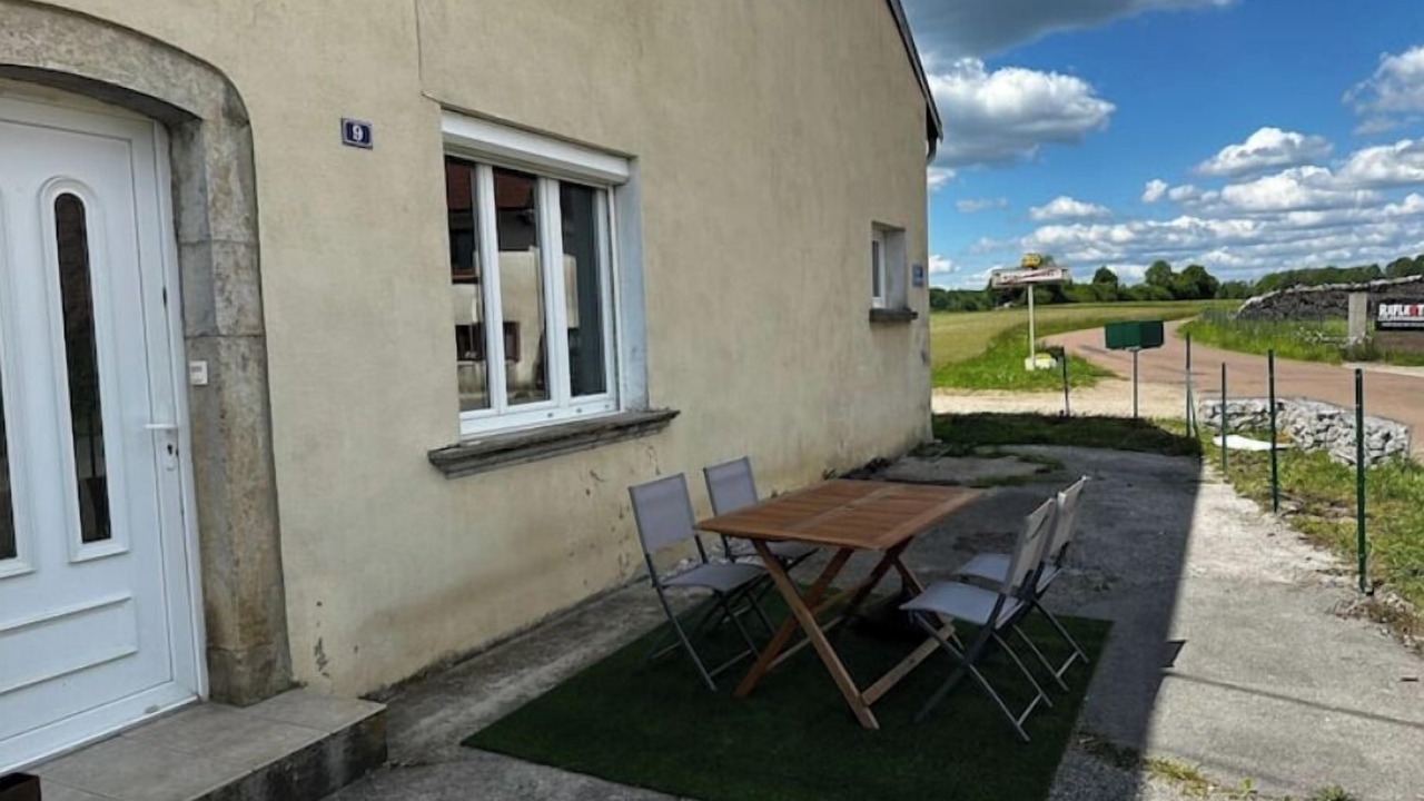 Photo of Outdoor in Mont-sur-Monnet