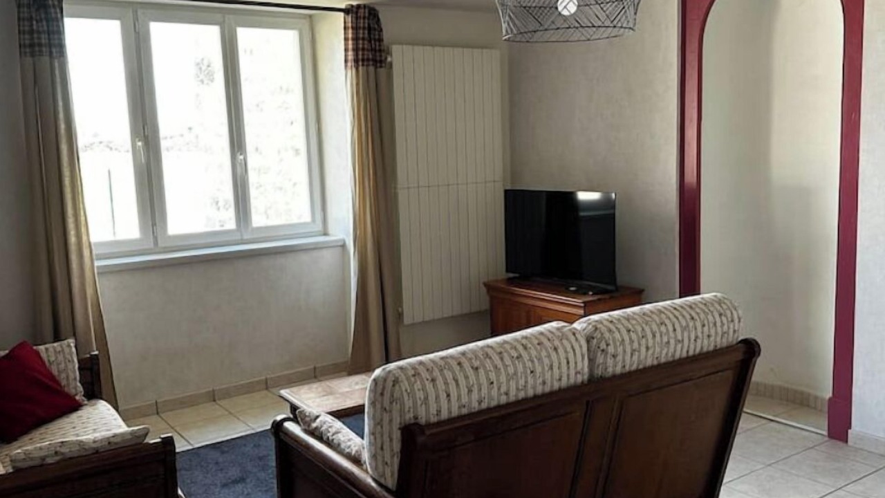 Photo of Livingroom in Mont-sur-Monnet