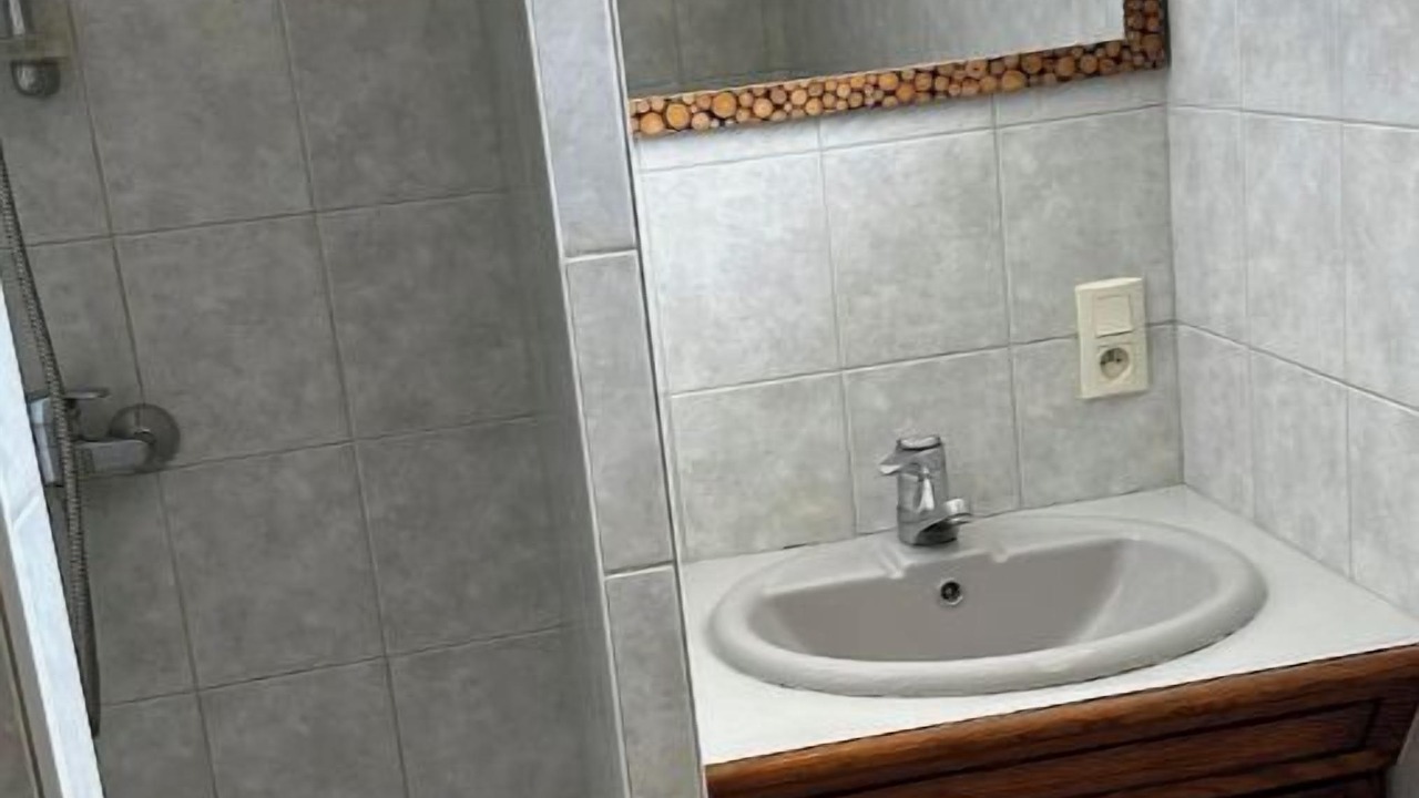 Photo of Bathroom in Mont-sur-Monnet