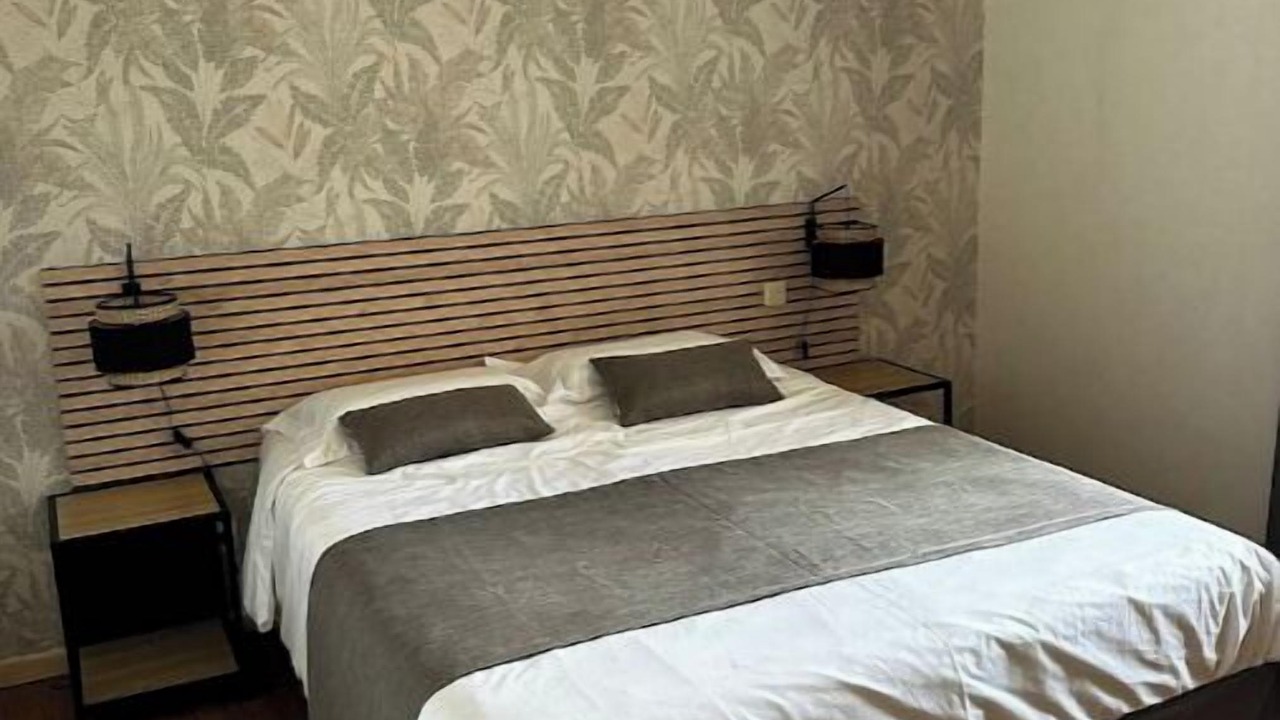 Photo of Bedroom in Mont-sur-Monnet
