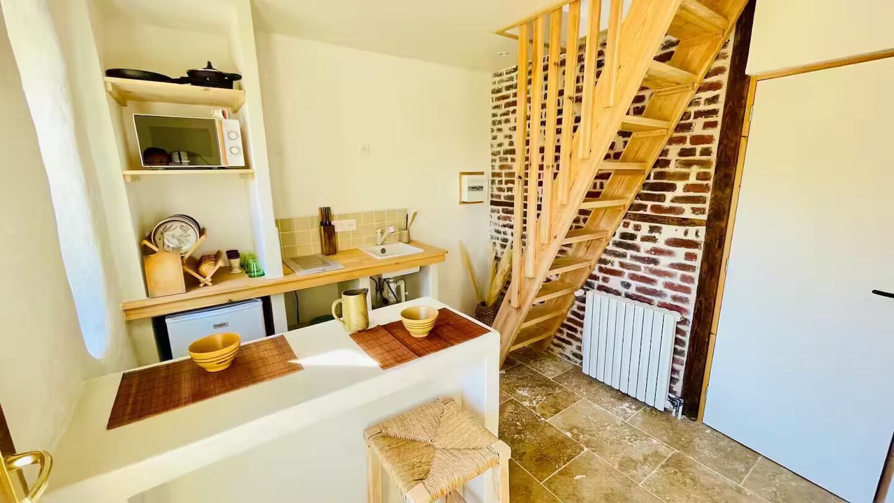 Photo of Kitchen in Graville
