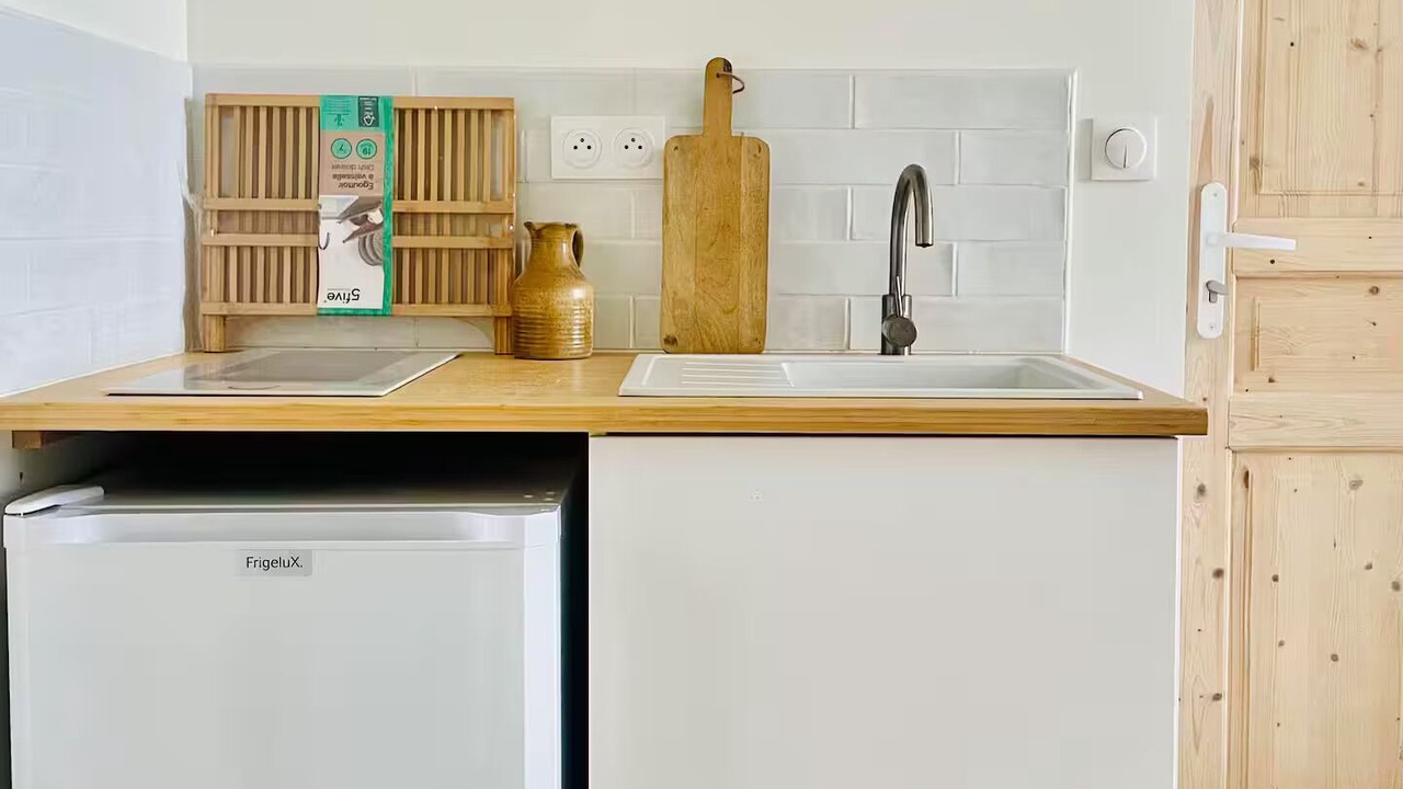 Photo of Kitchen in Graville
