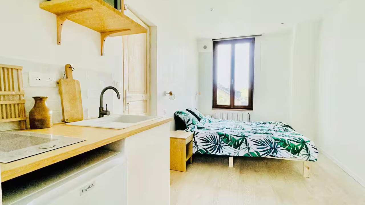 Photo of Bedroom in Graville