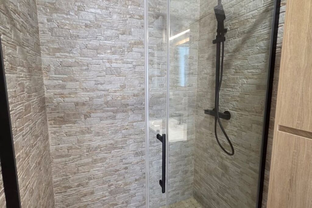 Photo of Bathroom in Frethun