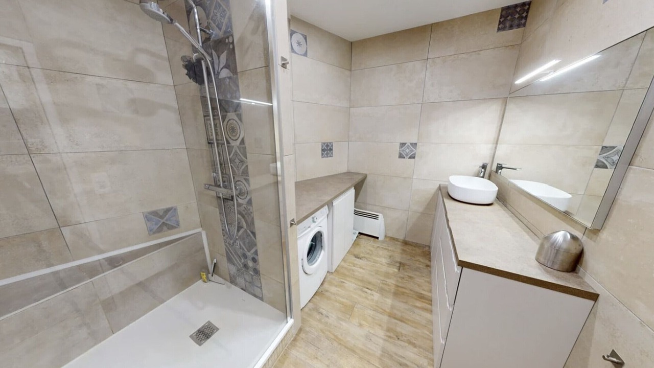 Photo of Bathroom in Poussan