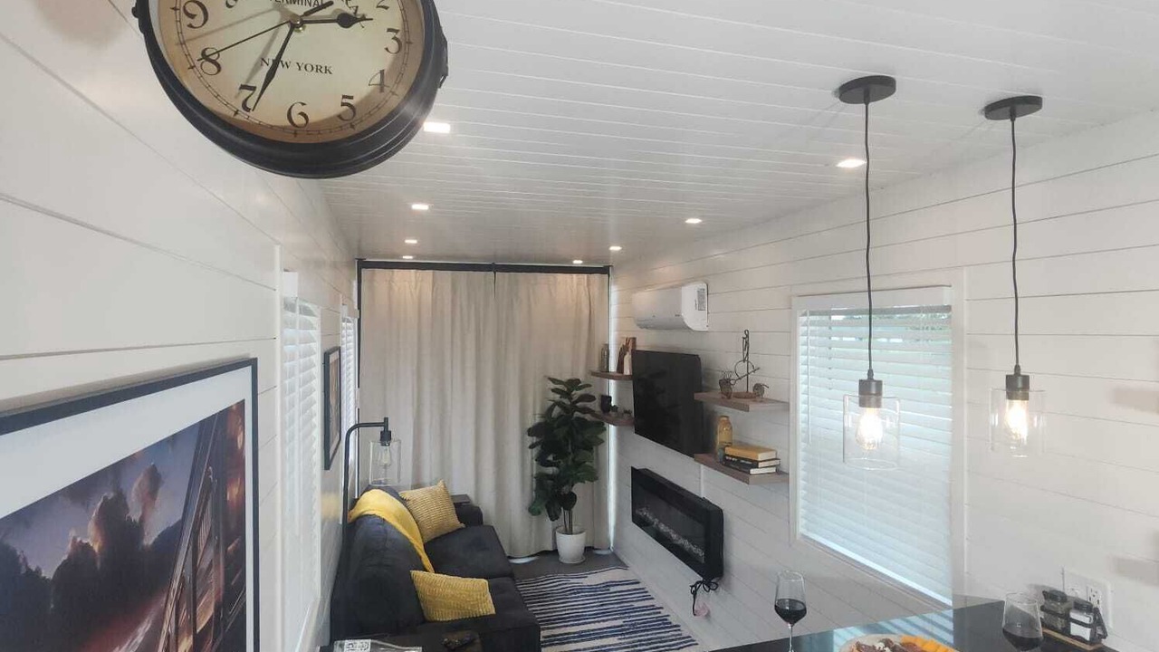 Photo of Livingroom in Fredericksburg