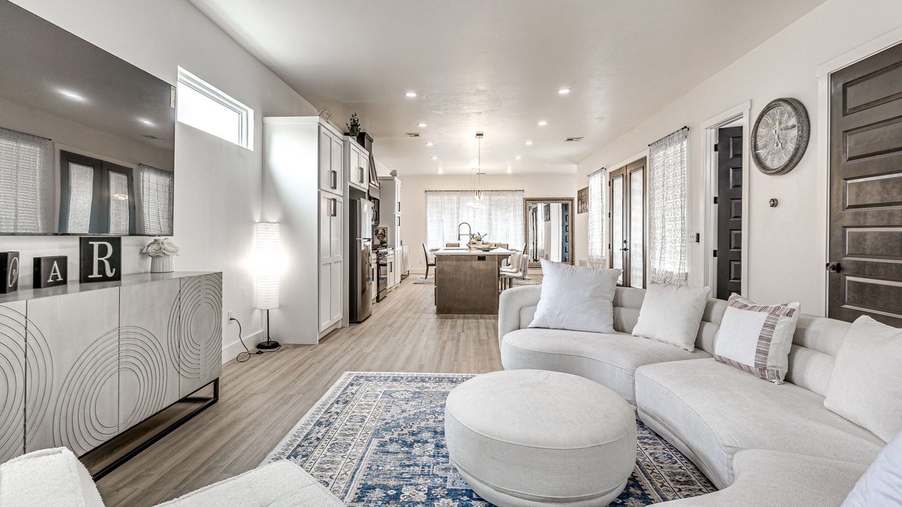 Photo of Livingroom in Central Oklahoma City