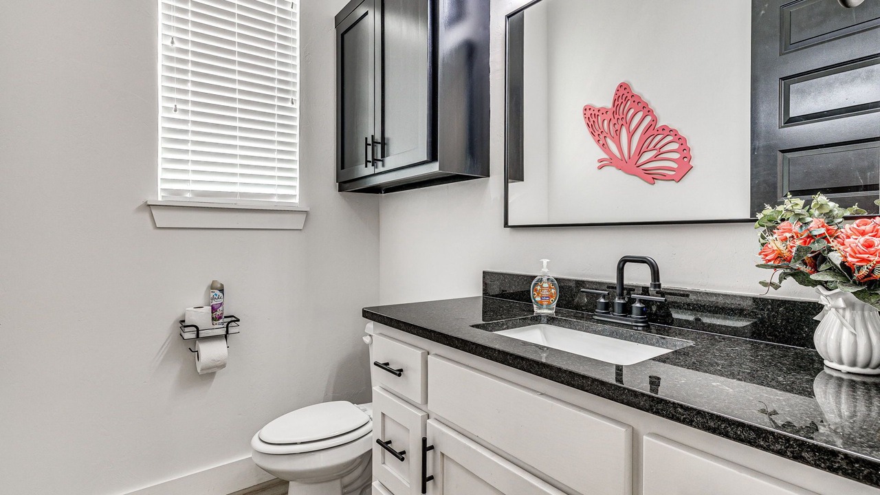 Photo of Bathroom in Central Oklahoma City