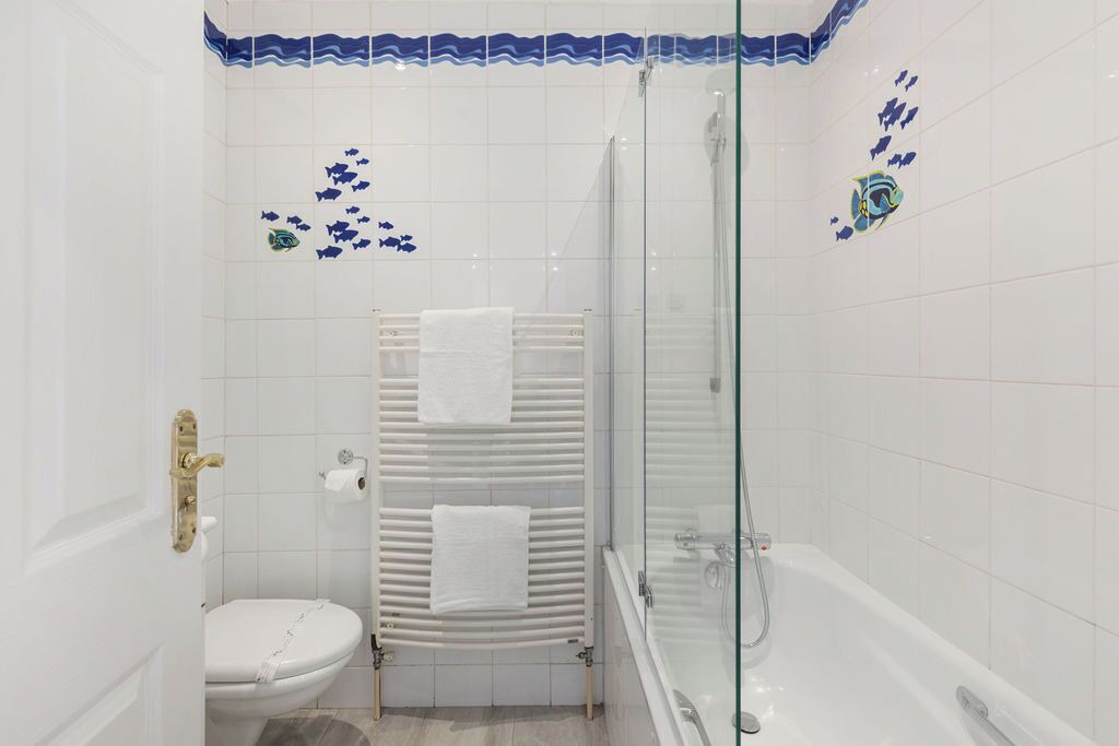 Photo of Bathroom in Elstree