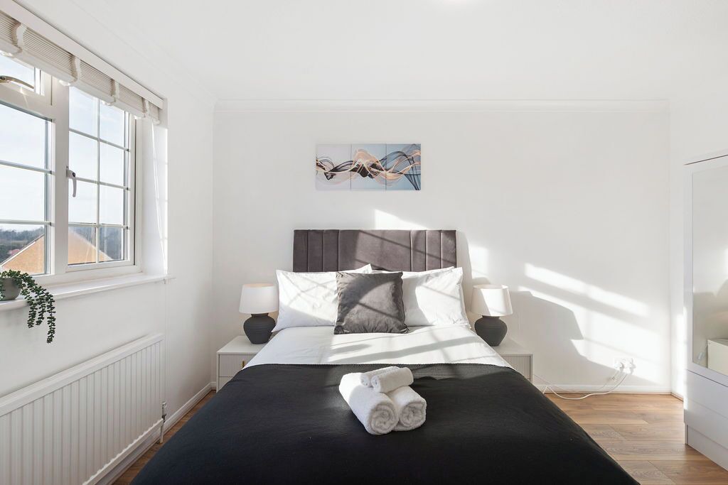 Photo of Bedroom in Elstree