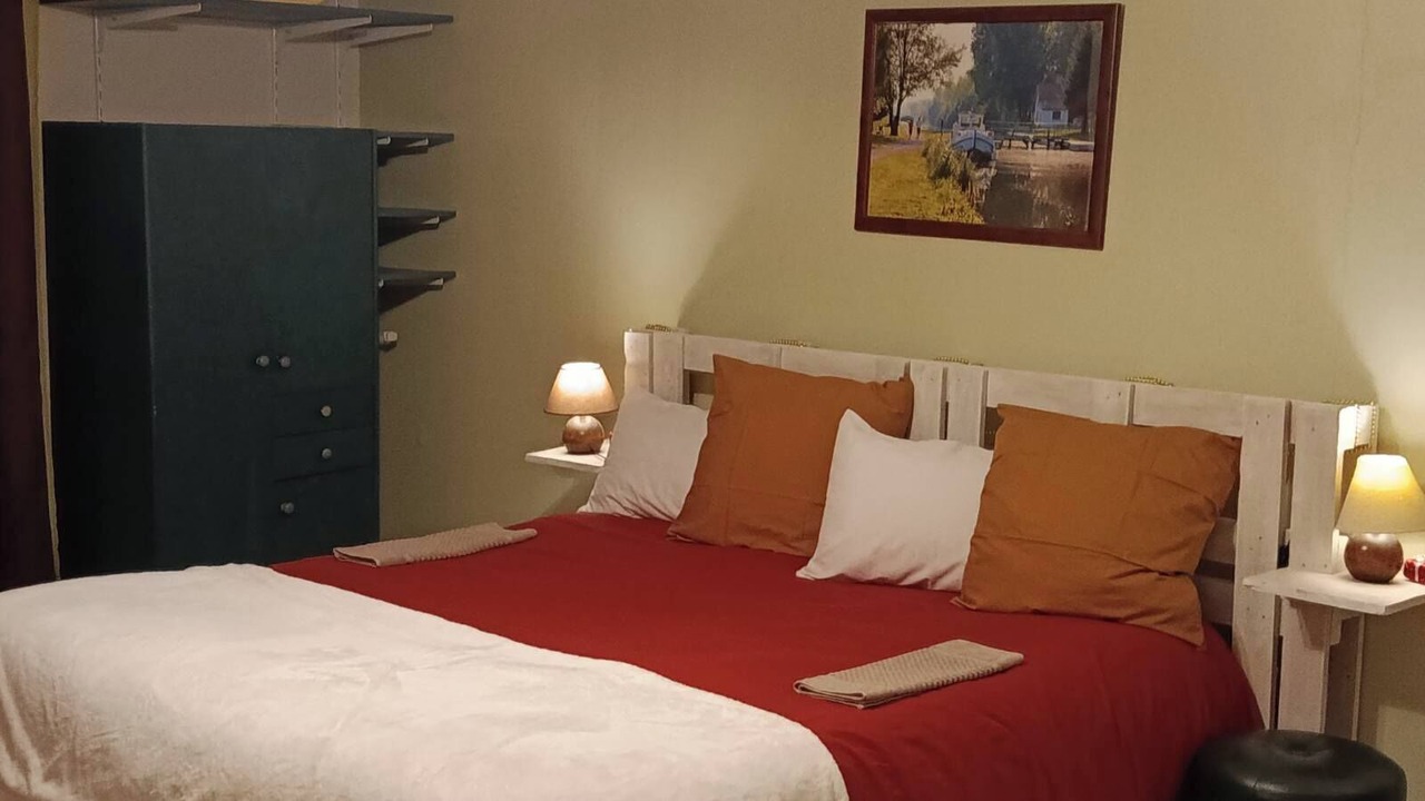 Photo of Bedroom in Pont-Remy