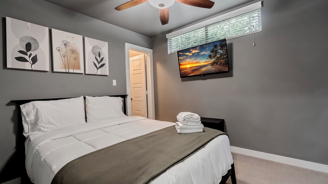 Photo of Bedroom in Foster Heights