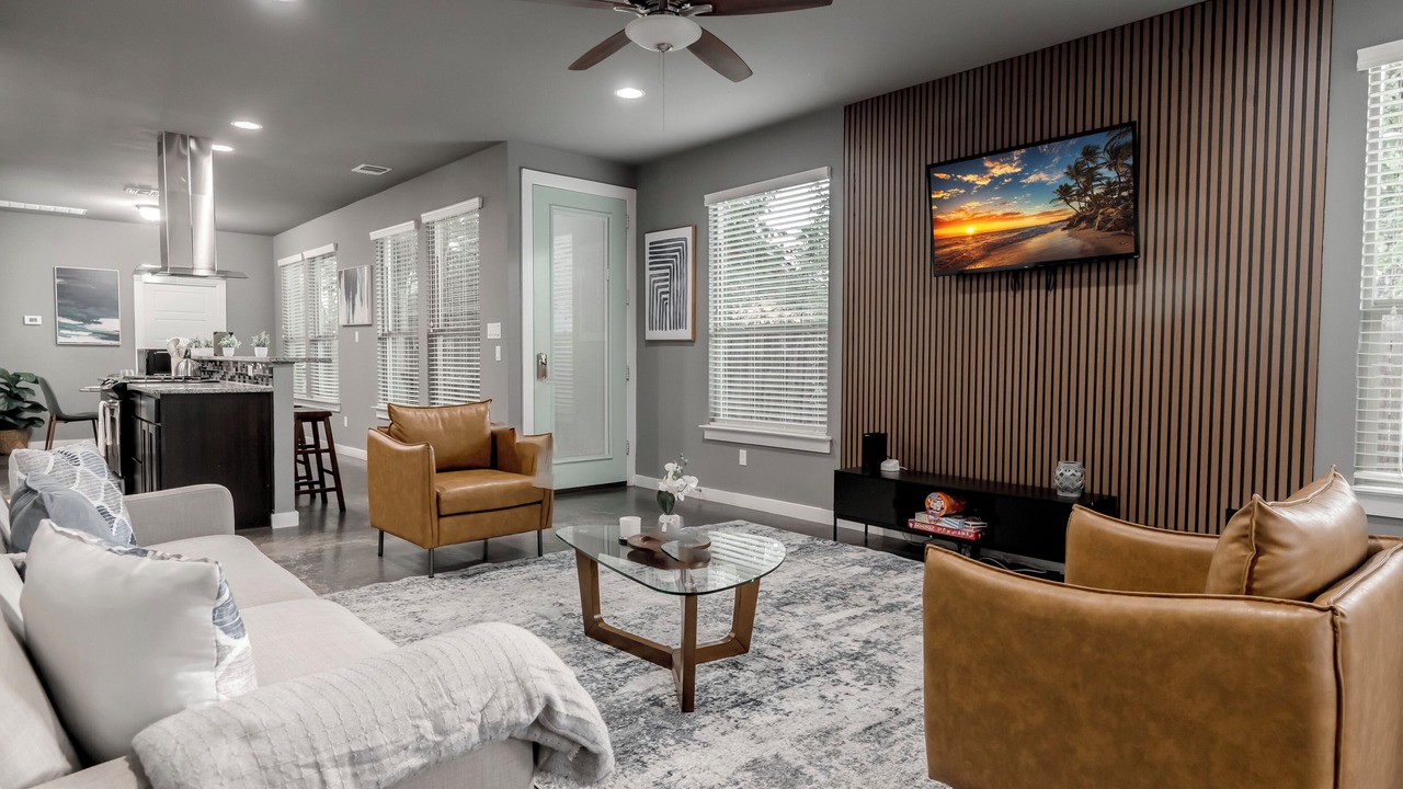 Photo of Livingroom in Foster Heights