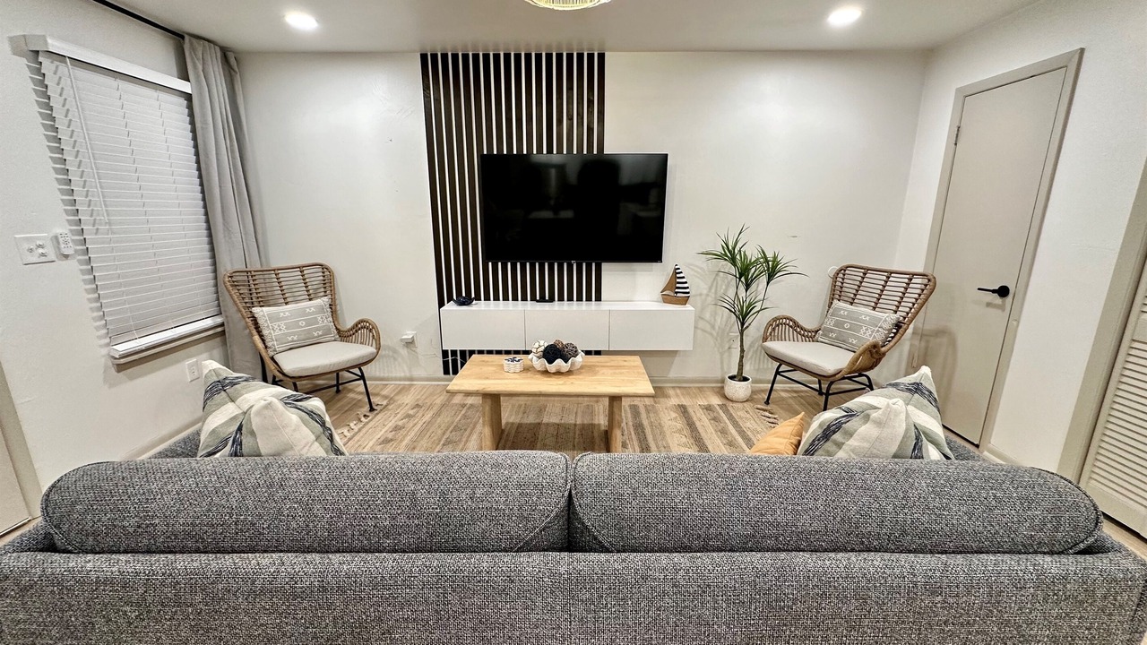 Photo of Livingroom in East Ocean View