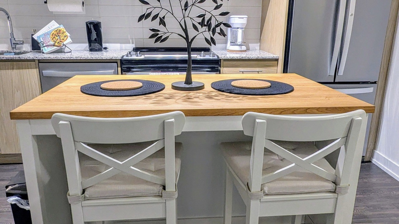 Photo of Kitchen in Oakville