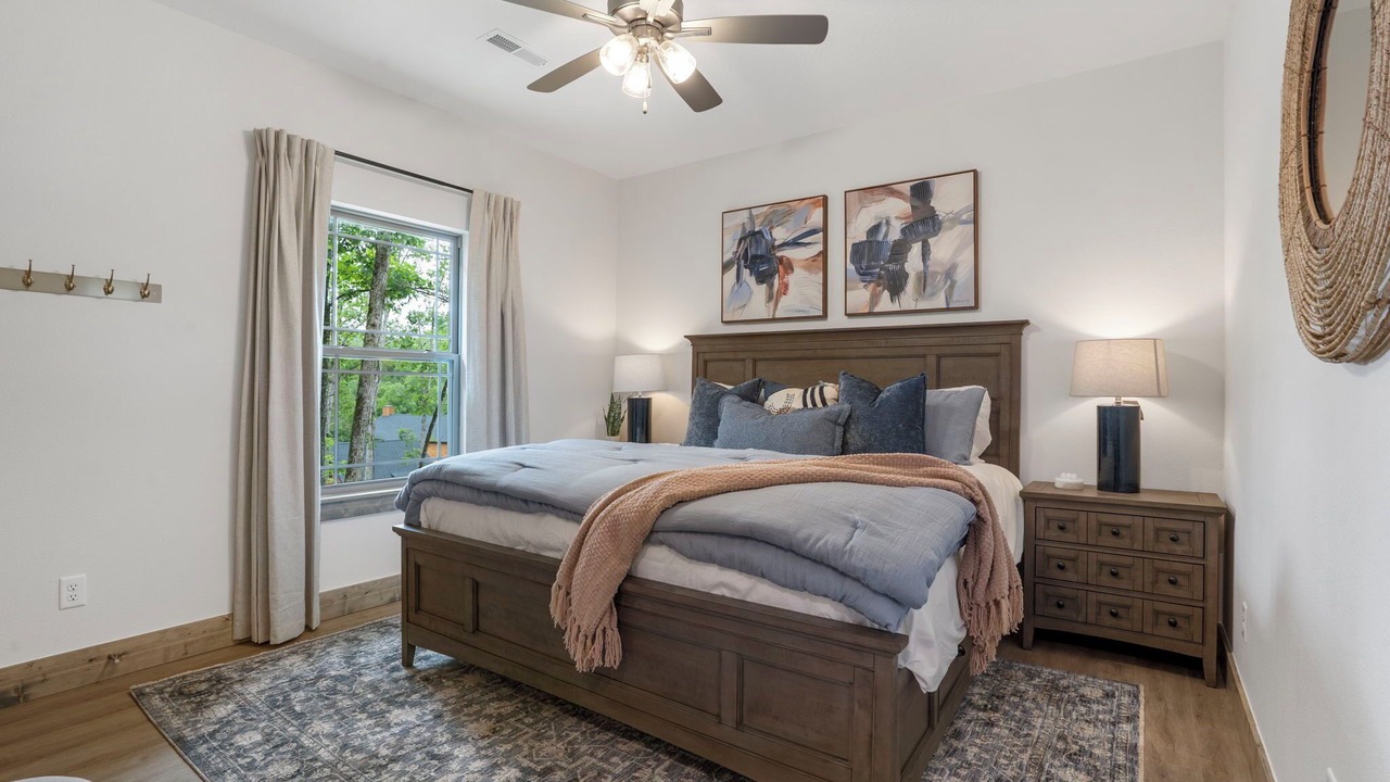 Photo of Bedroom in Hollister