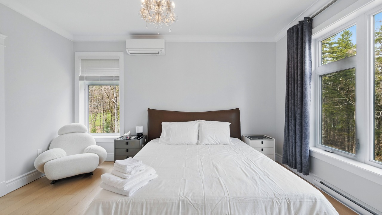 Photo of Bedroom in Hammonds Plains