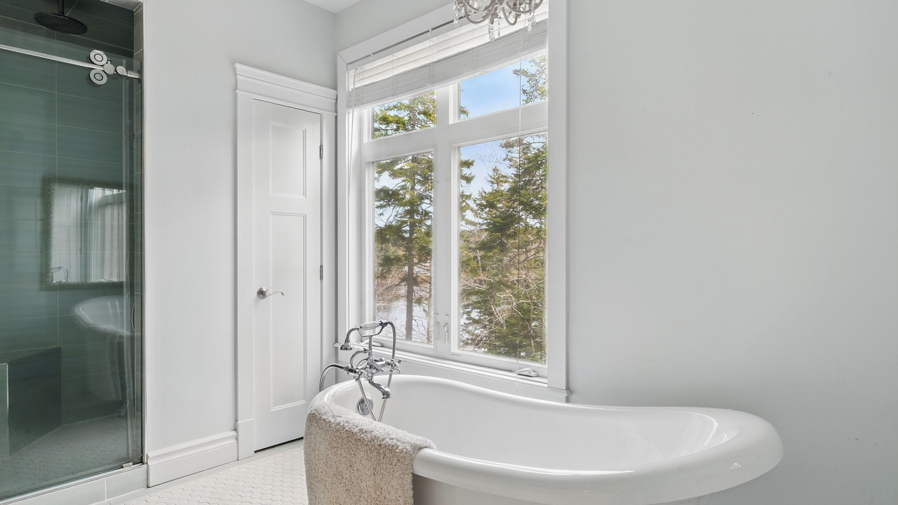 Photo of Bathroom in Hammonds Plains