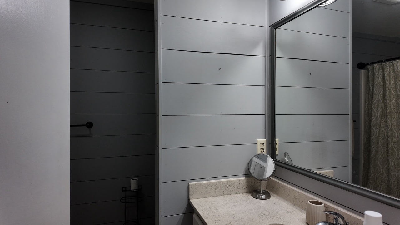 Photo of Bathroom in Broken Bow