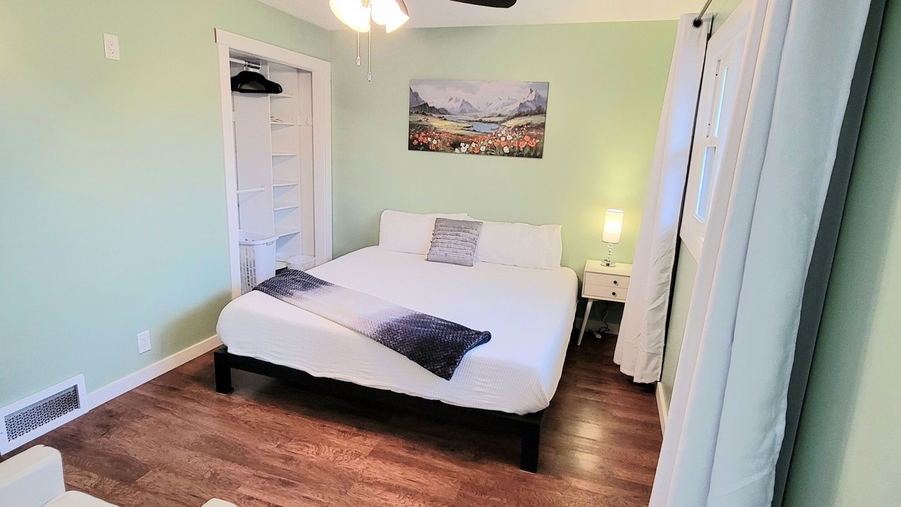 Photo of Bedroom in Millard