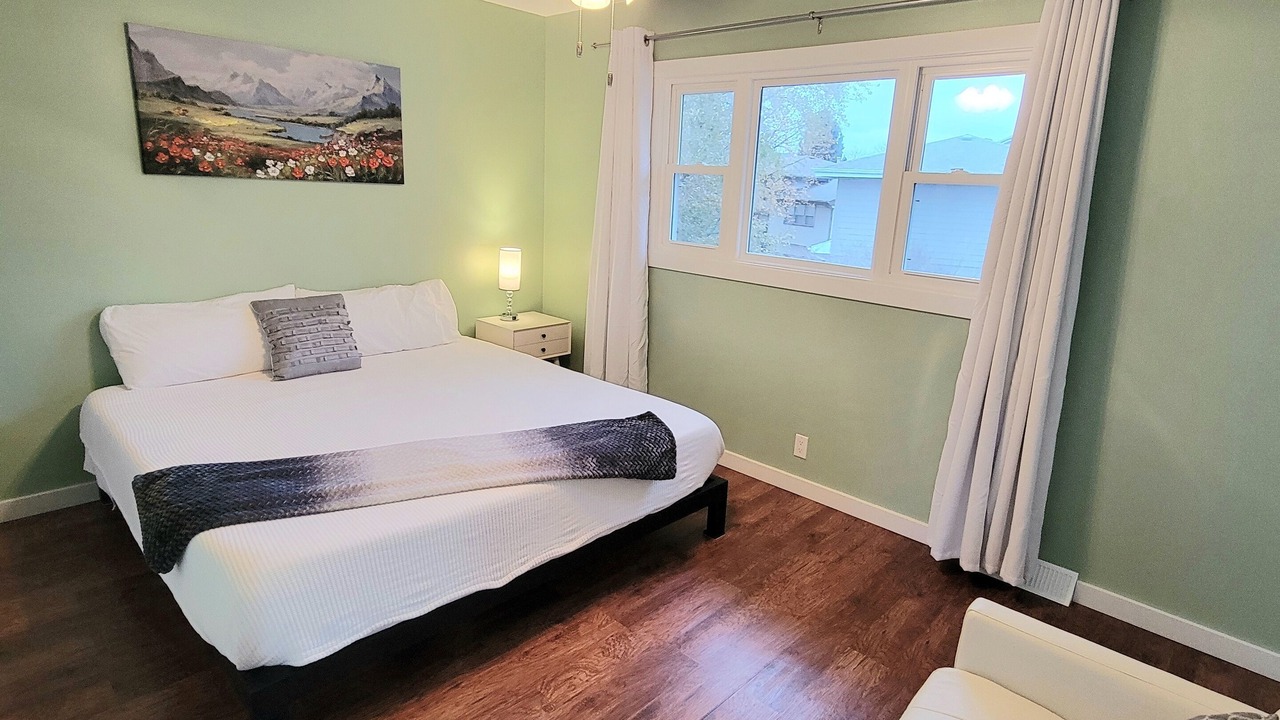 Photo of Bedroom in Millard