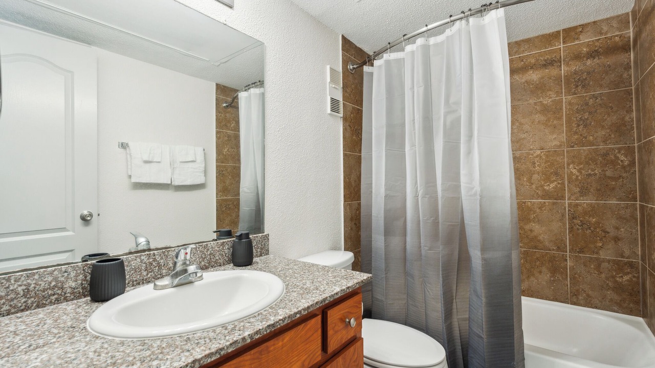 Photo of Bathroom in Clodine