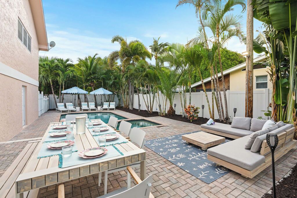 Photo of Outdoor in Palm Beach Shores