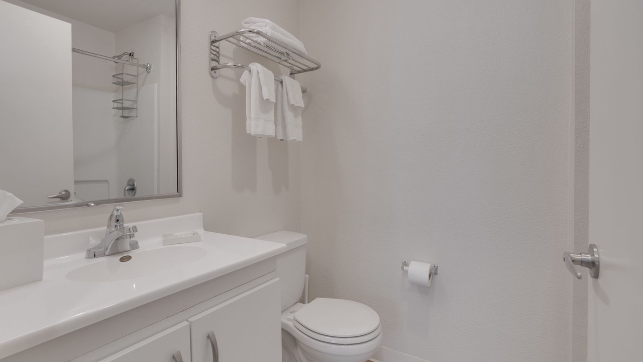 Photo of Bathroom in Far North Central