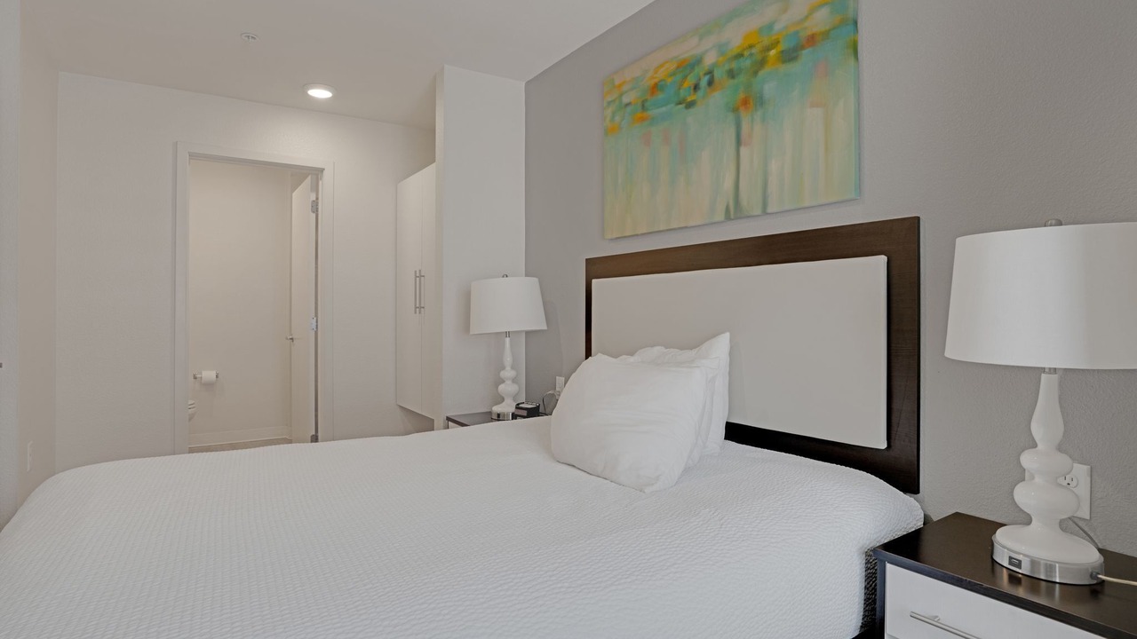 Photo of Bedroom in Far North Central