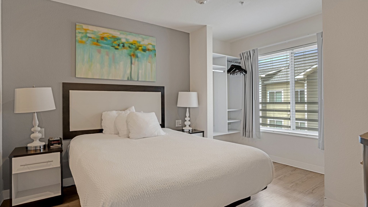Photo of Bedroom in Far North Central